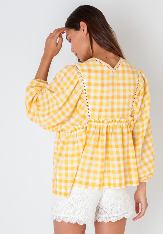 blusa-amplia-bonanza-cuadros-amarillos