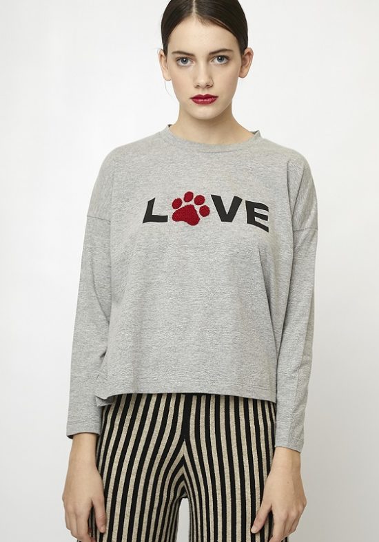 camiseta-gris-love-perro