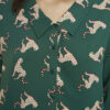 camisa-verde-estampado-guepardo