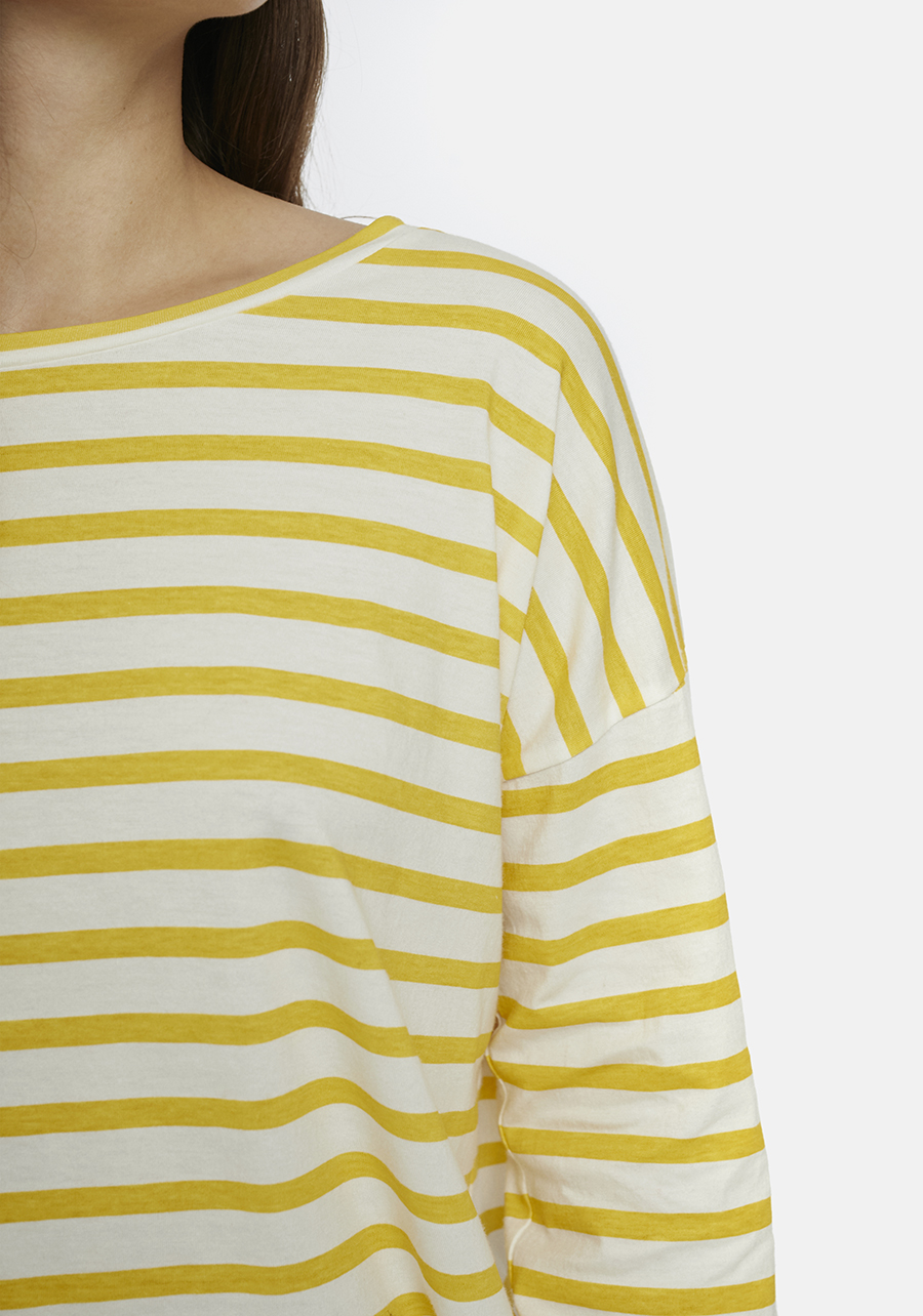 Camiseta con rayas amarillas Kyushu Compañía Fantástica ♥ Hola